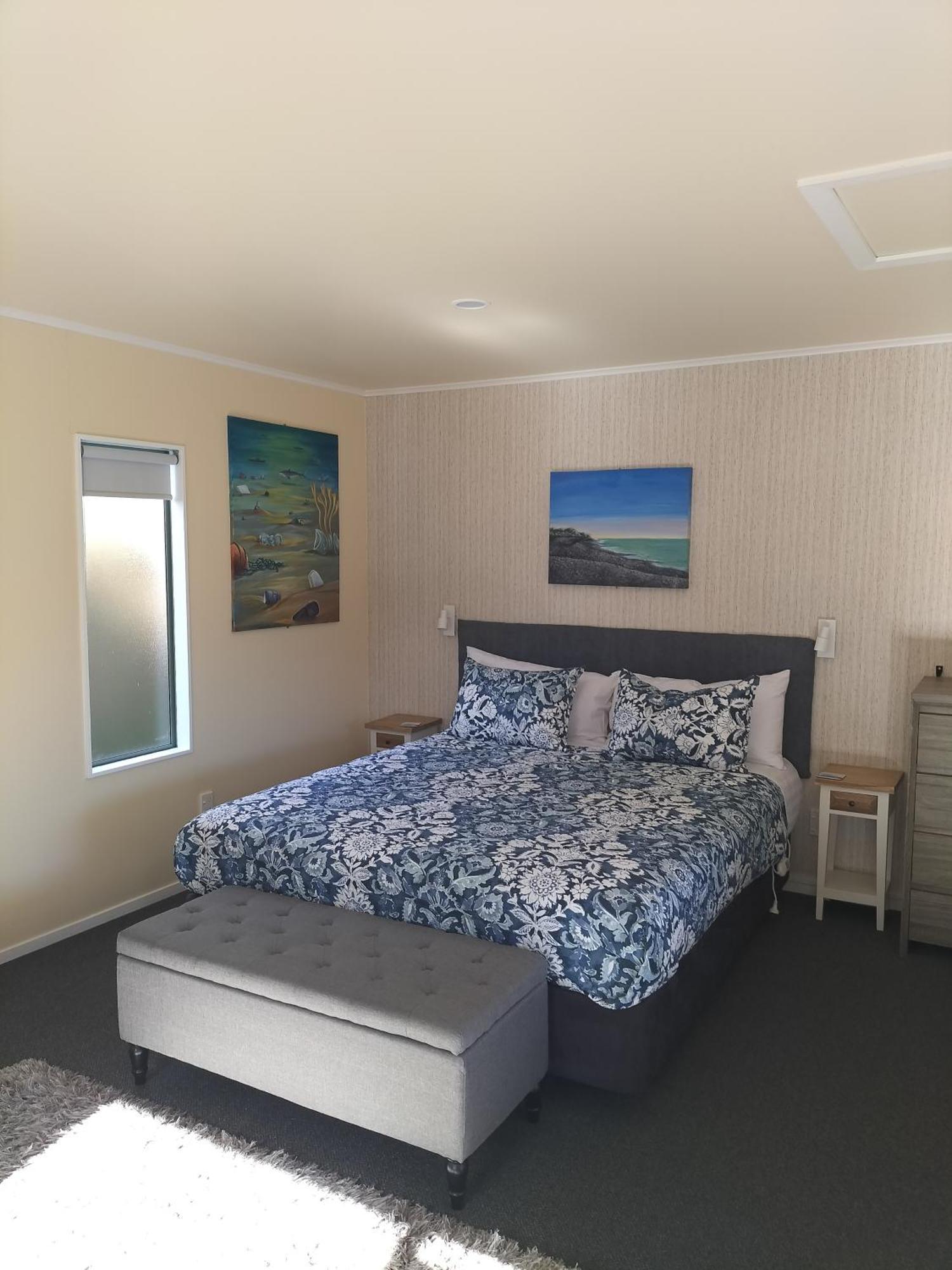Motel Bay